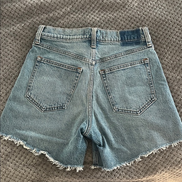 Abercrombie & Fitch High Rise Dad Shorts Medium Destroy size 26 NWT - Picture 3 of 7
